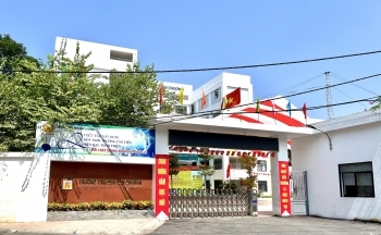 Thêm trường học ở Hà Nội bị tố lạm thu, ép phụ huynh đăng kí học liên kết