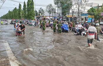 TP. Cần Thơ: Đỉnh triều cường có khả năng vượt mức báo động III trong những ngày tới