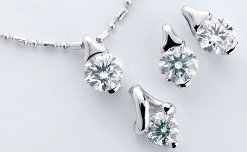 Giá bạch kim đảo chiều tăng mạnh, giá lúa mì giảm nhẹ