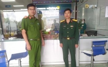 Lâm Đồng: Thượng úy quân đội trao trả 1,5 tỷ đồng cho người chuyển nhầm