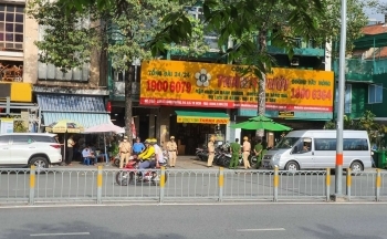 Nhà xe Thành Bưởi lộng hành, có dấu hiệu trốn thuế và làm ngơ