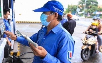 Giá xăng dầu hôm nay ngày 30/10/2023: Giá dầu WTI, dầu Brent bất ngờ suy giảm