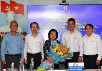 Nguyên Phó Chủ tịch nước Trương Mỹ Hoa thăm và làm việc tại Công ty Cổ phần thủy điện A Vương