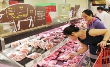 Giá heo hơi quay đầu sụt giảm, nhiều nơi về ngưỡng 50.000 đồng/kg