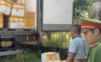 Bình Phước: Tạm giữ hơn 1,2 tấn thực phẩm bẩn bốc mùi hôi thối