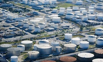 Rủi ro tăng trưởng kinh tế sẽ hạn chế nhu cầu dầu vào năm 2024