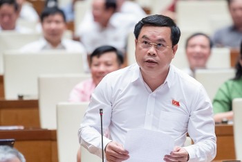 Bộ trưởng Bộ Giáo dục và Đào tạo: Không thể tay không bắt chíp