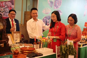 Diện mạo mới cho làng nghề ở Phú Xuyên từ chuyển đổi số