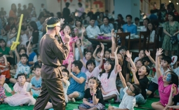 Con em cán bộ, người lao động PV Power chung vui 