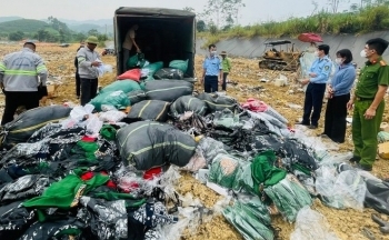 Tuyên Quang: Tiến hành tiêu hủy hàng hóa vi phạm trị giá 600 triệu đồng