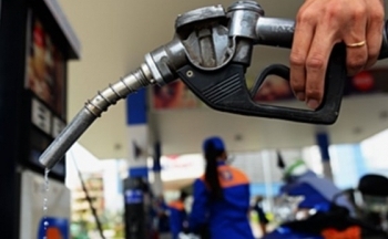 Giá xăng dầu hôm nay ngày 4/11/2023: Giá dầu WTI, dầu Brent quay đầu giảm mạnh