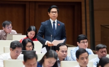 Còn tình trạng “có tiền mà không tiêu được”, kinh tế sẽ khó phục hồi