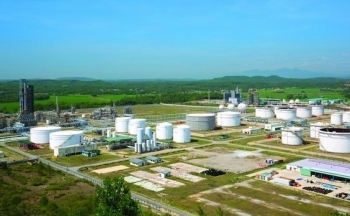 Các nhà máy lọc dầu Mỹ giảm sản lượng trong quý IV, giữ giá xăng ổn định