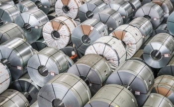 Ủy ban châu Âu đặt mục tiêu đạt thỏa thuận về thép và nhôm với Mỹ vào cuối năm