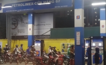 Giá xăng dầu chiều nay ngày 13/11 có thể giảm 1.000 đồng/lít?