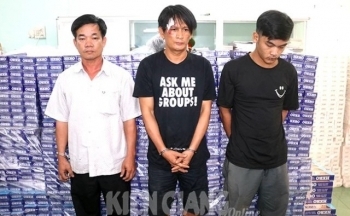 Kiên Giang: Bắt quả tang 3 đối tượng vận chuyển 29.250 gói thuốc lá điếu nhập lậu