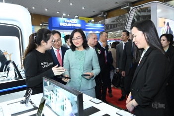 Chính thức khai mạc Triển lãm Quốc tế về công nghiệp hỗ trợ và chế biến chế tạo Việt Nam