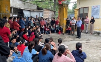 Nghệ An: Hàng trăm công nhân ngừng việc để đòi quyền lợi