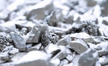 Giá bạc và bạch kim tăng nhờ kỳ vọng FED dừng tăng lãi suất