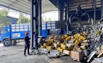 Bắc Ninh: Tiêu hủy hơn 100.000 sản phẩm thuốc lá điện tử