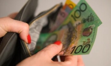 Tỷ giá AUD hôm nay 18/11/2023: Giá đô la Úc biến động mạnh, AUD VCB giảm, MB, TPBANK, DAB tăng