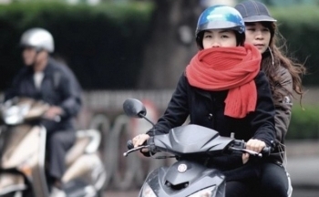 Thời tiết chiều nay 22/11/2023: Bắc Bộ duy trì rét, Trung Bộ mưa rào