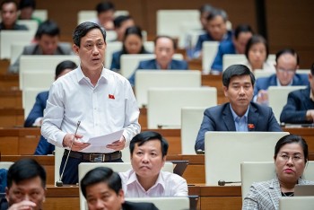 Cân nhắc thêm việc đổi tên tòa án, không chỉ là