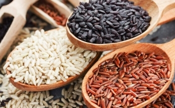 Có nên sử dụng gạo lứt thay hoàn toàn gạo trắng?