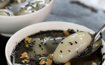 Bánh trôi tàu: Món ăn ấm áp cho ngày đông Hà Nội