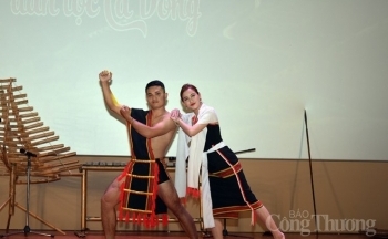 Nét đặc trưng trong trang phục truyền thống của đồng bào các dân tộc