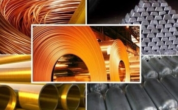 Giá kim loại tăng nhờ cả yếu tố vĩ mô và cung - cầu
