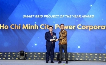 EVNHCMC đoạt giải thưởng quốc tế “Dự án lưới điện thông minh của năm”
