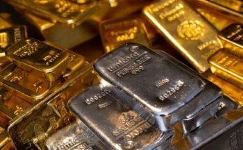 Kim loại quý diễn biến trái chiều sau dữ liệu GDP Mỹ