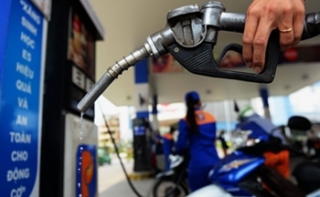 Giá xăng dầu hôm nay ngày 1/12/2023: Dầu giảm giá