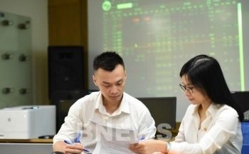 Sẽ đình chỉ cổ phiếu UPCoM với doanh nghiệp vi phạm công bố báo cáo tài chính