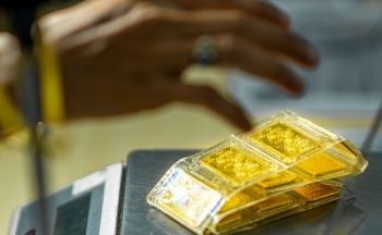 Giá vàng vọt lên đỉnh lịch sử, xu hướng tăng ‘còn lâu mới kết thúc’