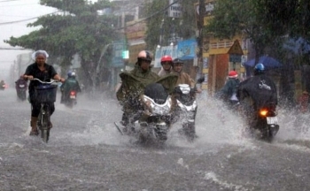 Thời tiết hôm nay 3/12/2023: Bắc Bộ trời rét, Trung Bộ tiếp tục mưa to