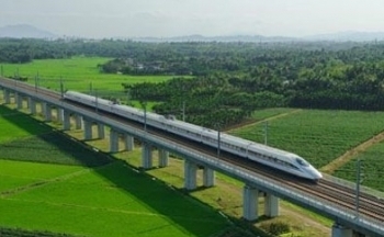 Xây dựng đường sắt tốc độ cao Bắc - Nam phải phù hợp với xu thế phát triển trên thế giới