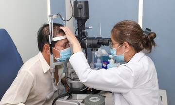 Mù mắt vì nghĩ thuốc nhỏ mắt có thể chữa được đục thủy tinh thể