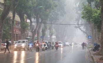 Dự báo thời tiết Hà Nội hôm nay 6/12/2023: Hà Nội nhiều mây, có mưa nhỏ, trời rét