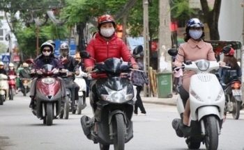 Thời tiết chiều nay 6/12/2023: Bắc Bộ không khí lạnh tăng cường, Trung Bộ mưa to