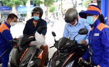 Nguyên nhân giá xăng dầu trong nước đồng loạt giảm