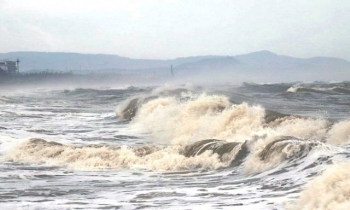 Dự báo thời tiết biển hôm nay 11/12/2023: Một số khu vực có mưa rào rải rác và dông