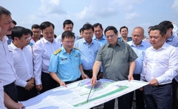 Thủ tướng khảo sát 3 dự án công nghiệp, cao tốc, sân bay trọng điểm tại Cà Mau