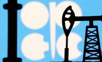 Giá dầu phục hồi hơn 1% nhờ tồn kho dầu Mỹ giảm mạnh