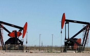 Giá xăng dầu hôm nay ngày 15/12/2023: Giá dầu thế giới tăng phi mã