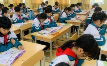 Học sinh tiểu học ở Hà Nội được nghỉ khi trời rét dưới 10 độ C