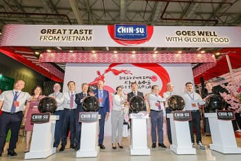 Thị trường tiêu dùng sôi động cuối năm tạo đà tích cực cho cổ phiếu bán lẻ