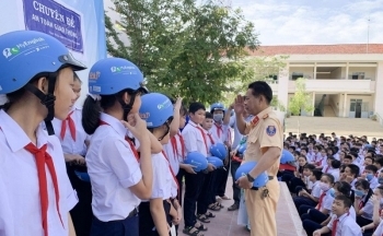 Thủ tướng yêu cầu tăng cường bảo đảm trật tự, an toàn giao thông cho lứa tuổi học sinh