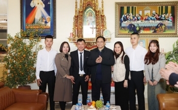 Thủ tướng Phạm Minh Chính chúc mừng Giáng sinh tại Bắc Giang